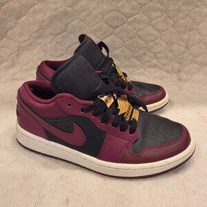 Nike Air Jordan 1 Men's 6/Women’s 7.5 Low SE Dark Beetroot Maroon Black Rare